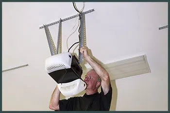 Two Guys Garage Door Service Columbus, OH 614-656-2596 - serv-cont-open-gr-43m